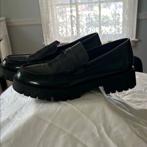 Steve Madden Black and Green Chunky Loafers